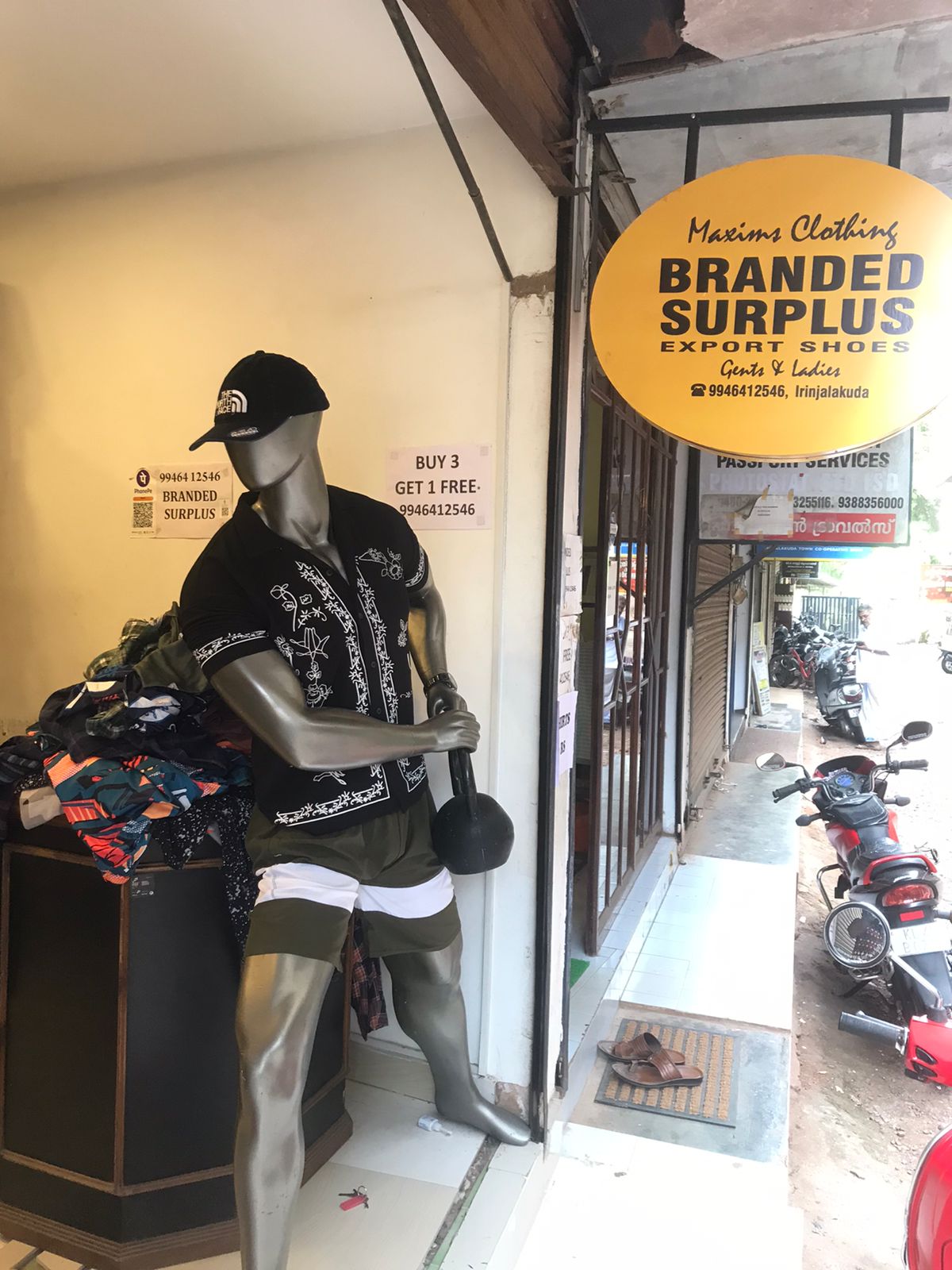Maxims Clothing Branded Surplus Gents & Ladies Irinjalakuda