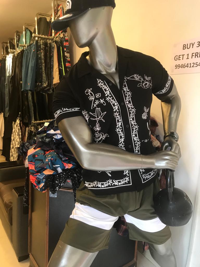 Maxims Clothing Branded Surplus Gents & Ladies Irinjalakuda